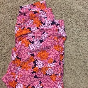 Plus size leggings. Brand new LulaRoe TC2 leggings